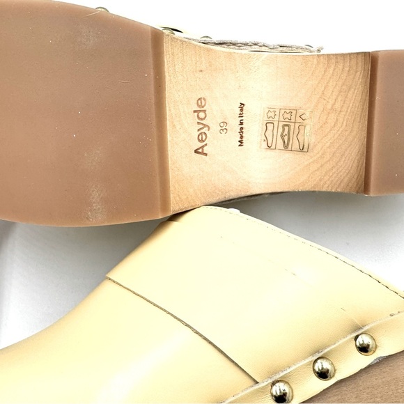 AEYDE NWT Sz 39 Bibi Clogs Cream Clogs with Gold Studs - Picture 12 of 13